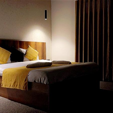 ホテル Nightview アルビール エクステリア 写真